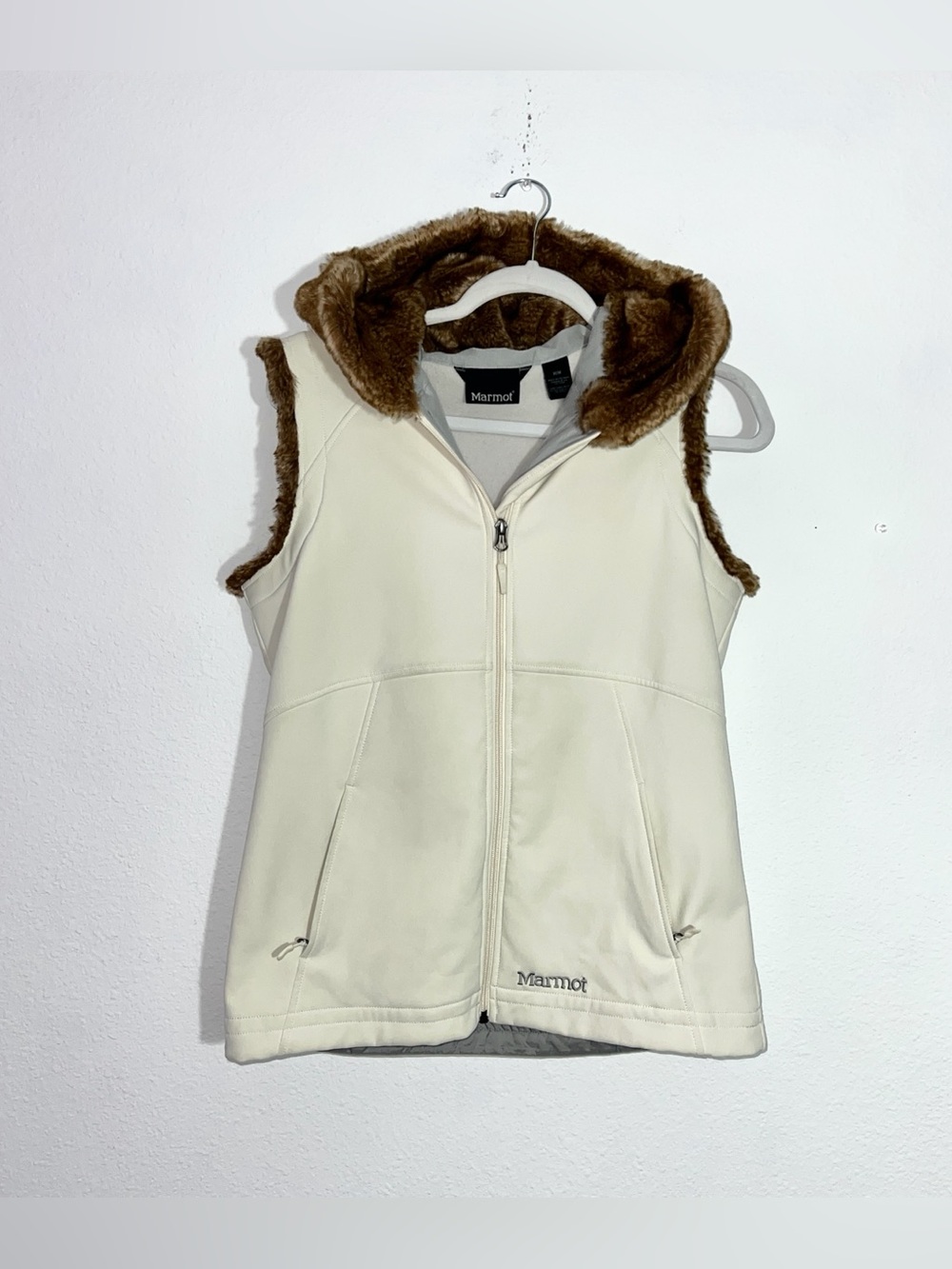 Marmot Softshell Faux Fur Trimmed Hooded Vest - Off White Cream Women’s M